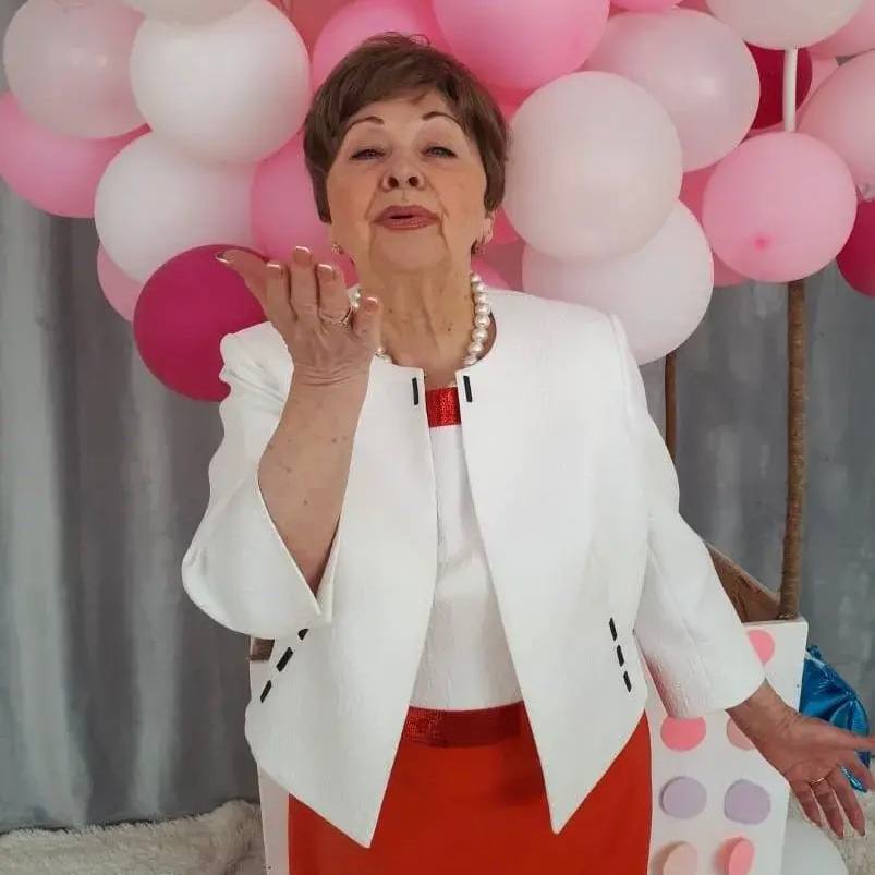 Лариса Поликанова: Социальнопедагогический центр в Соколе теперь носит имя заслуженного учителя Раисы Михайловны Вебер Лариса Поликанова: Социальнопедагогический центр в Соколе теперь носит имя заслуженного учителя Раисы Михайловны Вебер