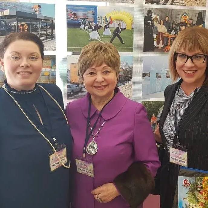 Лариса Поликанова: Социальнопедагогический центр в Соколе теперь носит имя заслуженного учителя Раисы Михайловны Вебер Лариса Поликанова: Социальнопедагогический центр в Соколе теперь носит имя заслуженного учителя Раисы Михайловны Вебер