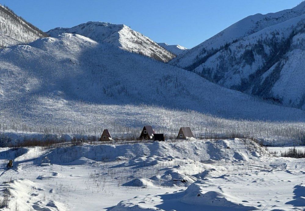 Уникальные точки притяжения создают для туристов на Колымской трассе Уникальные точки притяжения создают для туристов на Колымской трассе