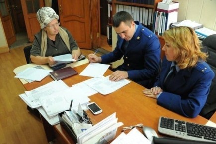 Пенсионерке вернули 65 тысяч рублей за недосчитанный стаж благодаря прокуратуре