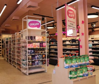 В Магадане открылся магазин косметики, парфюмерии, бытовой химии и товаров для дома «Магнит Косметик»