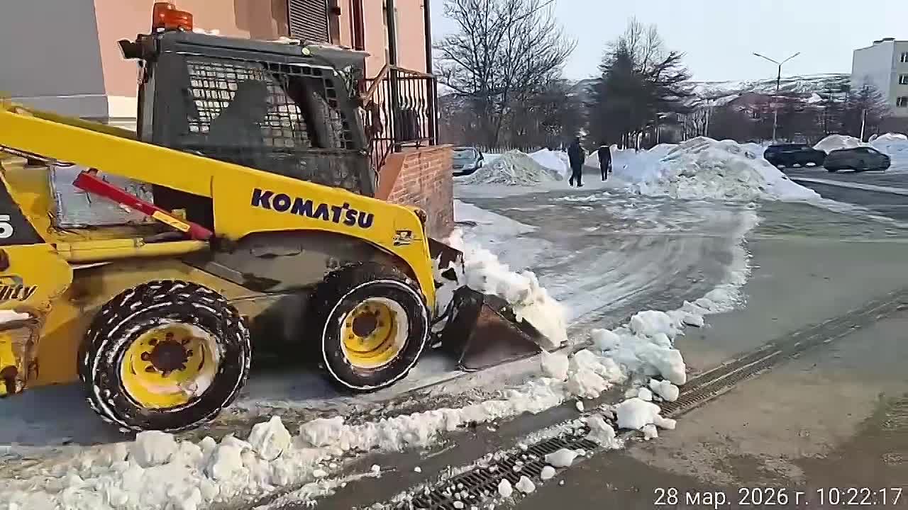 Лариса Поликанова: В городе продолжаются работы по расчистке территорий от снега