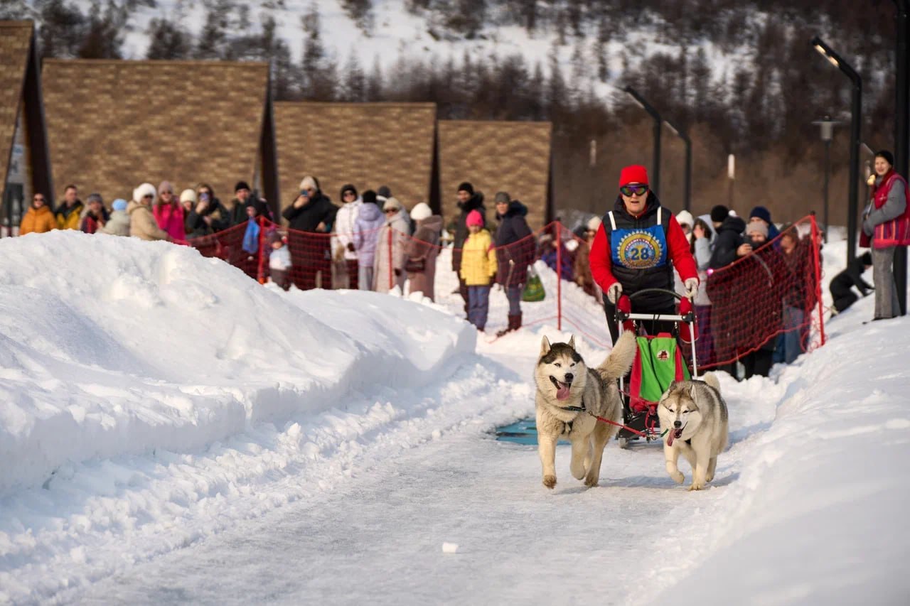 Яркий этнофестиваль «Дзялбу» прошел в Магадане Яркий этнофестиваль «Дзялбу» прошел в Магадане