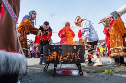 Лариса Поликанова: В парке «Дюкча» магаданцев всех возрастов объединил яркий этнический фестиваль «Дзялбу»
