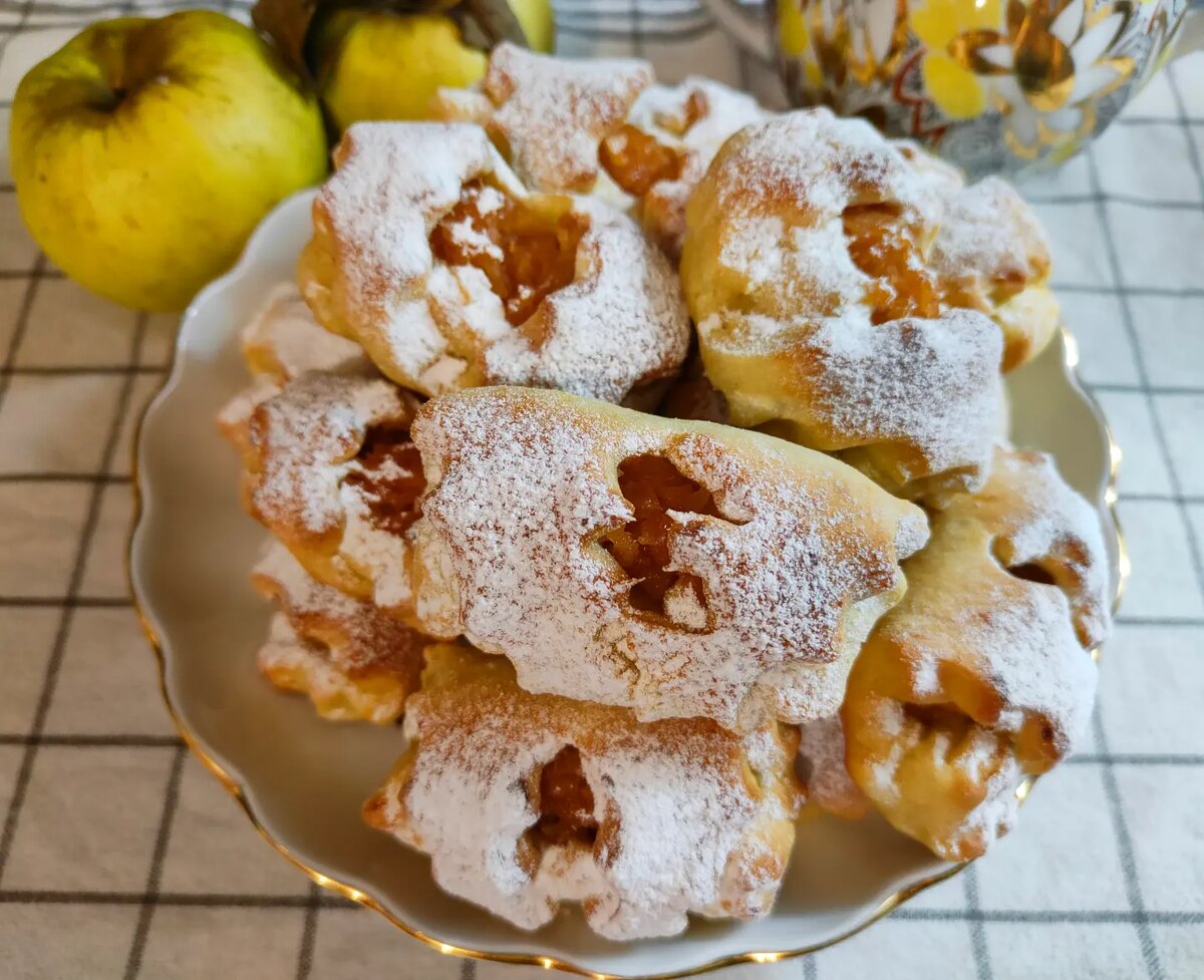 Творожные пирожки с яблоками: наслаждение в каждом укусе
