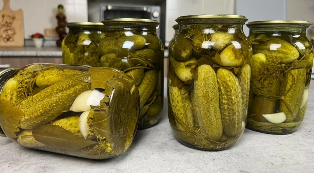 Почему соленые огурцы могут стать пустыми внутри