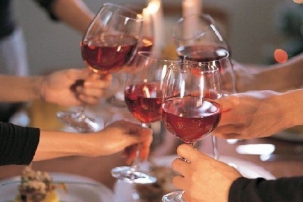 Как пить ответственно: секреты умеренности на праздниках