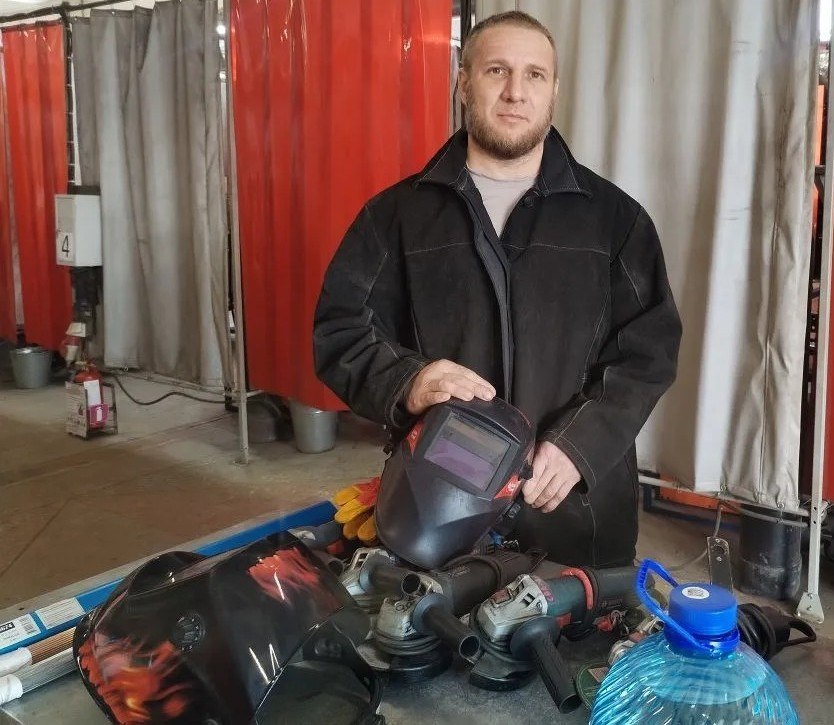 Ветераны СВО показали свое мастерство в столярном деле и сварочных технологиях на «Абилимпиксе» Ветераны СВО показали свое мастерство в столярном деле и сварочных технологиях на «Абилимпиксе»