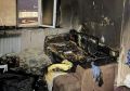 Хозяин проснулся и успел покинуть загоревшуюся среди ночи квартиру в Магадане