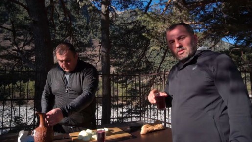 Тост за счастье в новом году