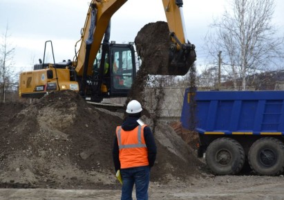 ������ ������������� � �������������� ��������� �� �������� ����� � ����������� �������