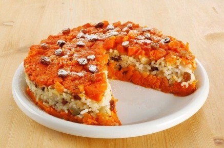 Зимний уют: как легко и вкусно приготовить тыквенную запеканку с айвой