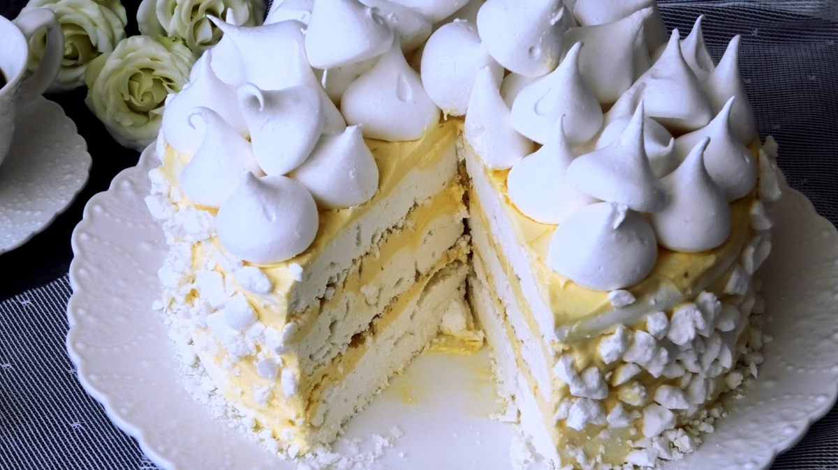 Волшебство на вашем столе: как приготовить воздушный торт «Полёт»