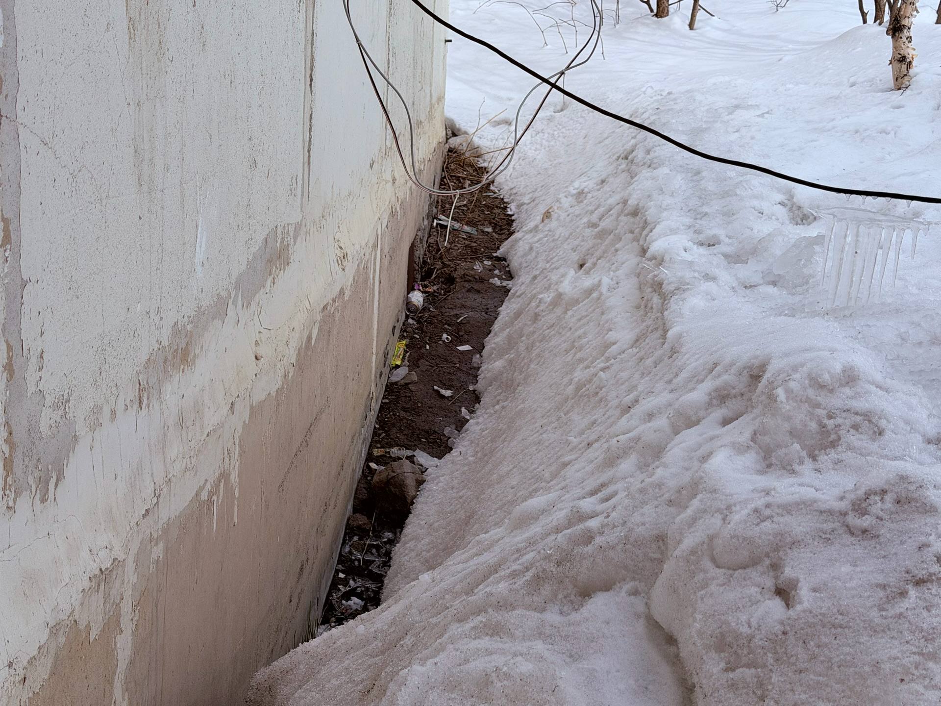 По результатам встречи председателя Магаданской городской Думы, депутата партии «Единая Россия» Сергея Смирнова с жителями микрорайона Нагаево на базе 21-й школы наиболее острая проблема выявлена у дома № 25/21 по улице... По результатам встречи председателя Магаданской городской Думы, депутата партии «Единая Россия» Сергея Смирнова с жителями микрорайона Нагаево на базе 21-й школы наиболее острая проблема выявлена у дома № 25/21 по улице...