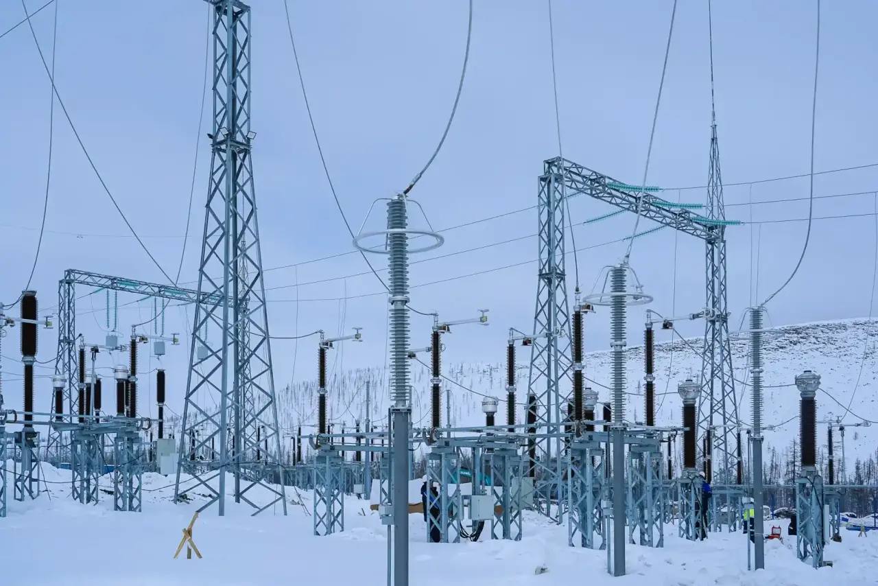 Юрий Трутнев проинспектировал ключевые социальные объекты в поселке Талая Юрий Трутнев проинспектировал ключевые социальные объекты в поселке Талая