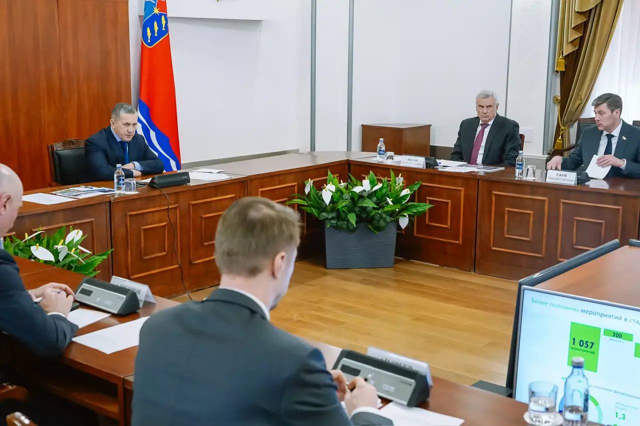 Лариса Поликанова: Под председательством полномочного представителя Президента РФ в ДФО Юрия Петровича Трутнева прошло важное совещание по реализации мастерплана Магадана