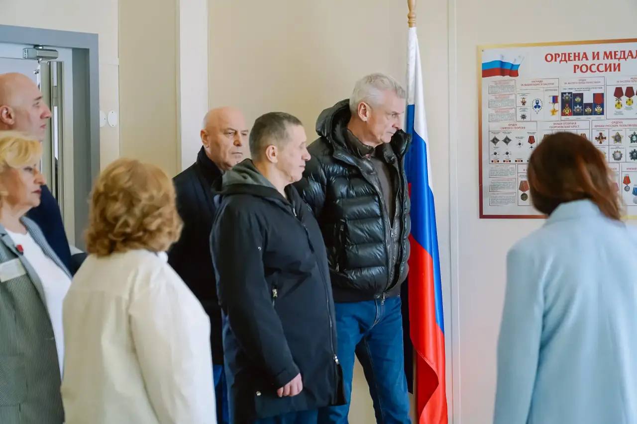 Сергей Носов: В Магаданскую область с рабочим визитом прибыл заместитель Председателя Правительства РФ — полномочный представитель Президента РФ в ДФО Юрий Трутнев Сергей Носов: В Магаданскую область с рабочим визитом прибыл заместитель Председателя Правительства РФ — полномочный представитель Президента РФ в ДФО Юрий Трутнев