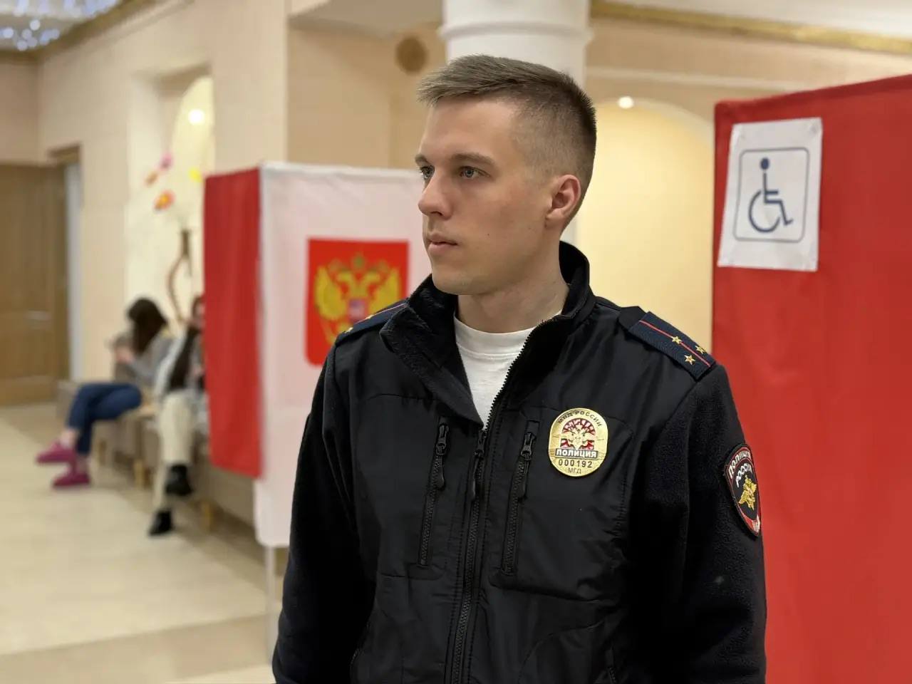 В Магадане полицейские обеспечили правопорядок в период проведения повторных выборов депутатов в городскую Думу В Магадане полицейские обеспечили правопорядок в период проведения повторных выборов депутатов в городскую Думу