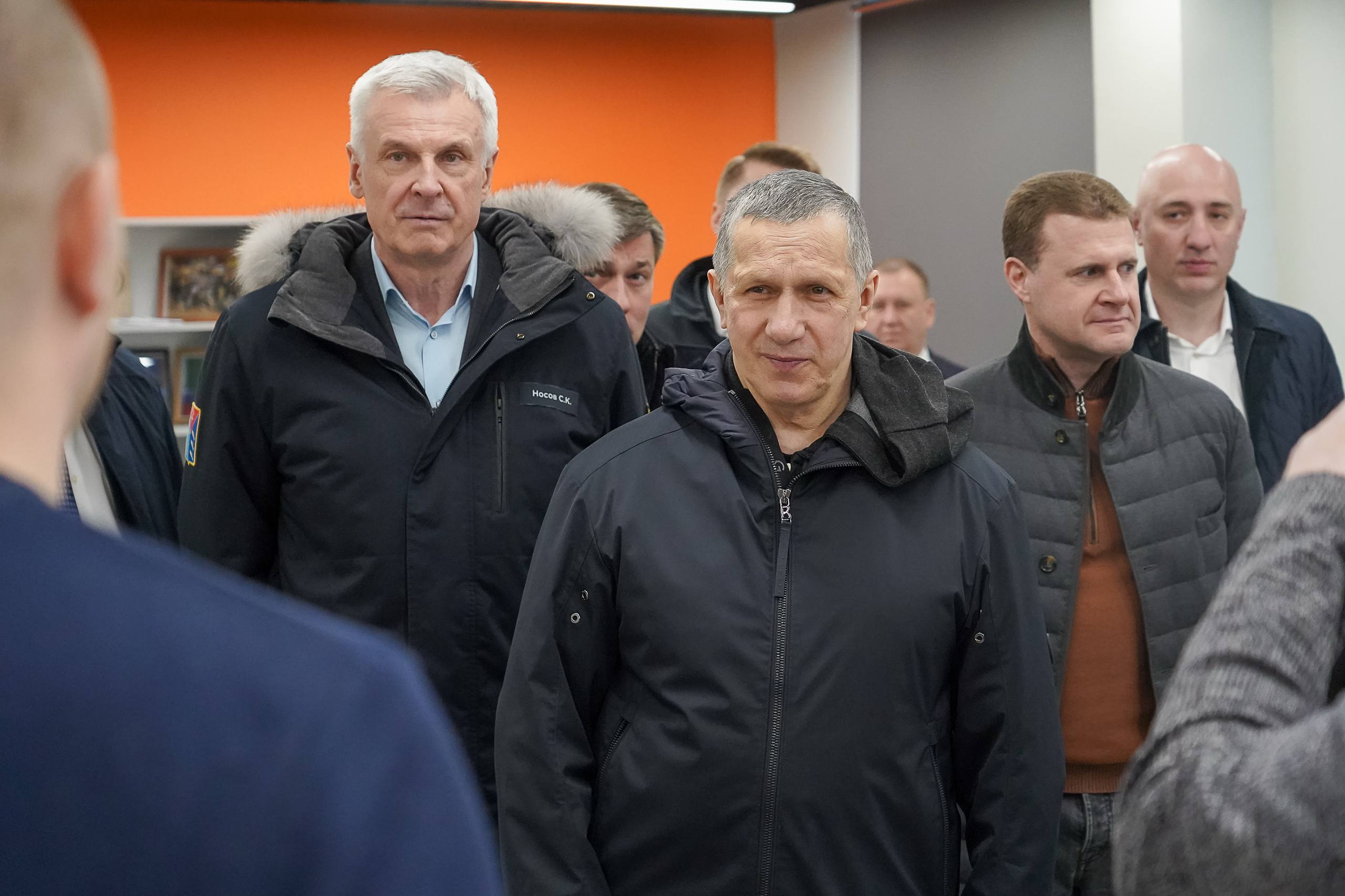 Сергей Носов: Вместе с Заместителем Председателя Правительства Российской Федерации – полномочным представителем Президента РФ в ДФО Юрием Трутневым и Министром РФ по развитию Дальнего Востока и Арктики Алексеем Чекунковым... Сергей Носов: Вместе с Заместителем Председателя Правительства Российской Федерации – полномочным представителем Президента РФ в ДФО Юрием Трутневым и Министром РФ по развитию Дальнего Востока и Арктики Алексеем Чекунковым...