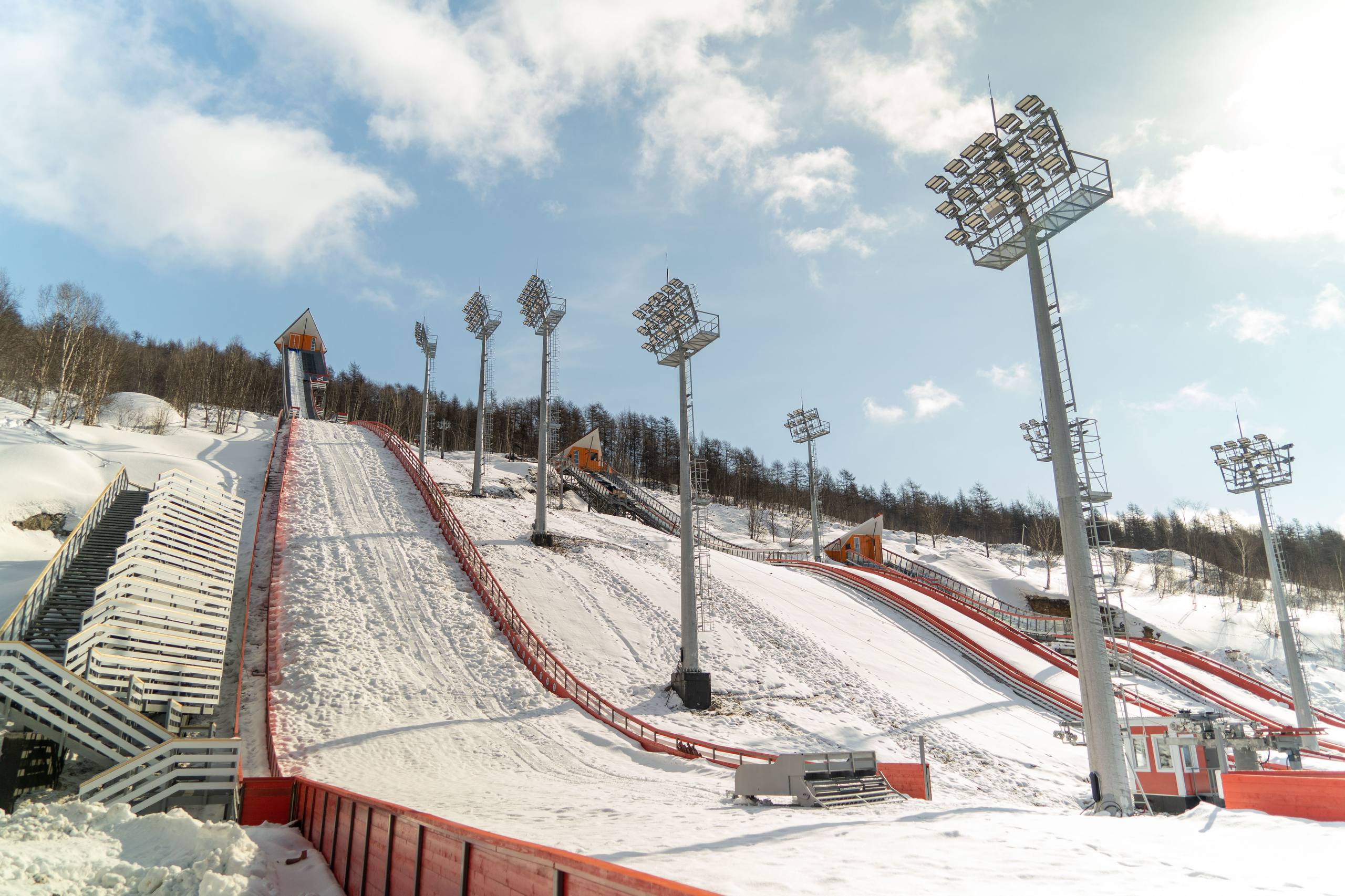 Сергей Носов: Вместе с Заместителем Председателя Правительства Российской Федерации – полномочным представителем Президента РФ в ДФО Юрием Трутневым и Министром РФ по развитию Дальнего Востока и Арктики Алексеем Чекунковым... Сергей Носов: Вместе с Заместителем Председателя Правительства Российской Федерации – полномочным представителем Президента РФ в ДФО Юрием Трутневым и Министром РФ по развитию Дальнего Востока и Арктики Алексеем Чекунковым...