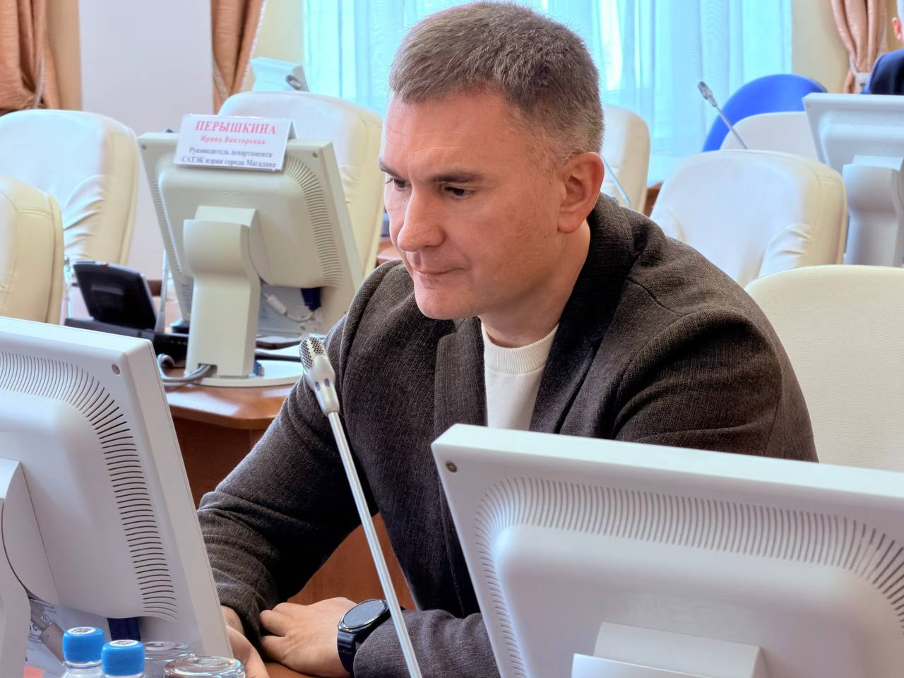 В Магаданской городской Думе прошли комиссии по вопросам градостроительства, ЖКХ и экологии, а также по бюджету и вопросам экономического развития В Магаданской городской Думе прошли комиссии по вопросам градостроительства, ЖКХ и экологии, а также по бюджету и вопросам экономического развития