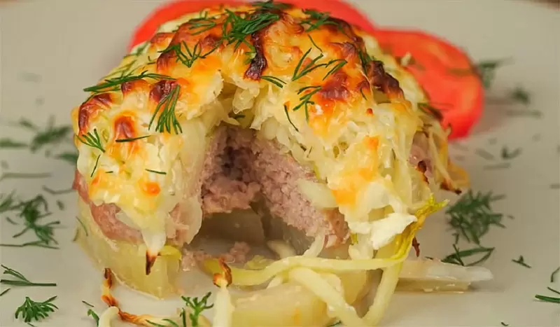 Голубцы без усилий: запекаем слоями