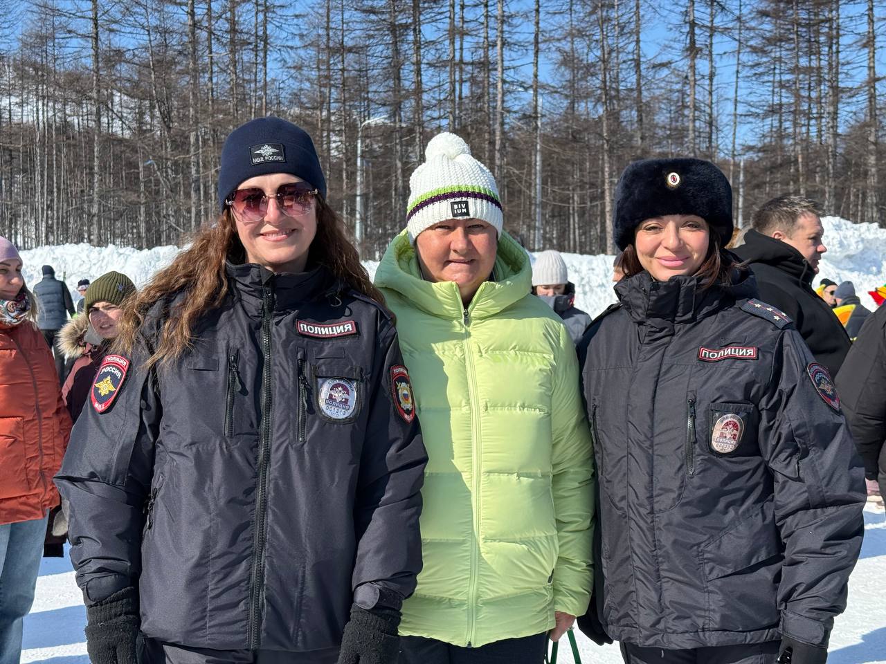 В Магадане состоялось торжественное открытие универсального лыжного стадиона имени Елены Вяльбе — выдающейся российской лыжницы, трёхкратной олимпийской чемпионки и 14-кратной чемпионки мира В Магадане состоялось торжественное открытие универсального лыжного стадиона имени Елены Вяльбе — выдающейся российской лыжницы, трёхкратной олимпийской чемпионки и 14-кратной чемпионки мира