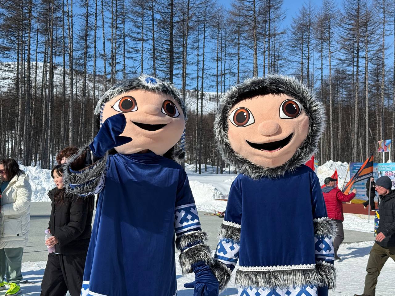 В Магадане состоялось торжественное открытие универсального лыжного стадиона имени Елены Вяльбе — выдающейся российской лыжницы, трёхкратной олимпийской чемпионки и 14-кратной чемпионки мира В Магадане состоялось торжественное открытие универсального лыжного стадиона имени Елены Вяльбе — выдающейся российской лыжницы, трёхкратной олимпийской чемпионки и 14-кратной чемпионки мира