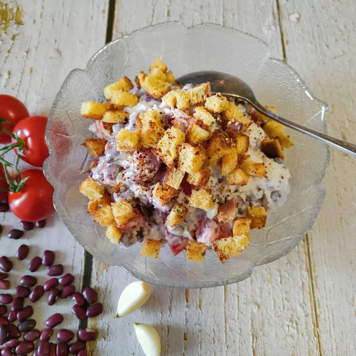 Салат, который покорит сердца: простой рецепт для праздника