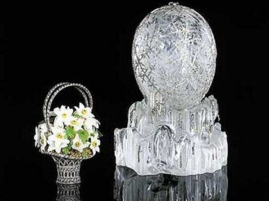 Раритетное яйцо Фаберже продано на аукционе за рекордную сумму