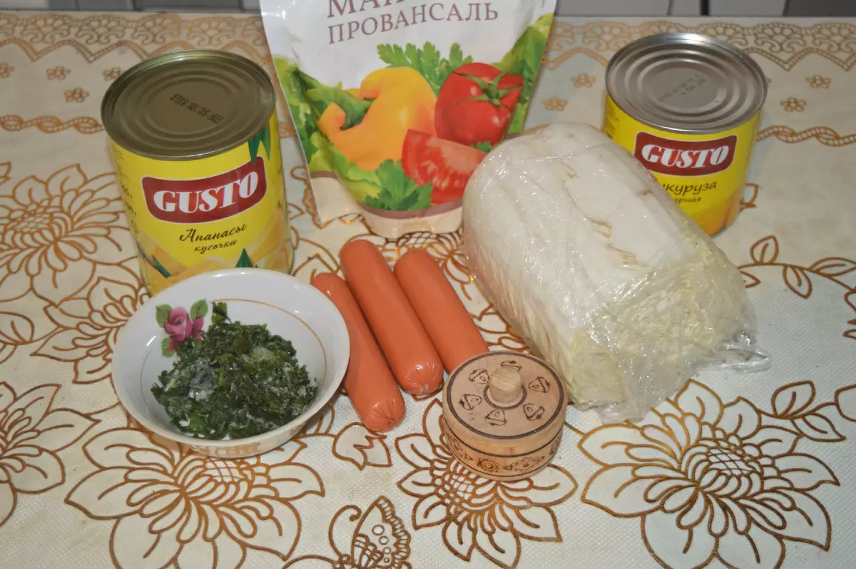 Нежный салат с ананасами и пекинской капустой для любого стола