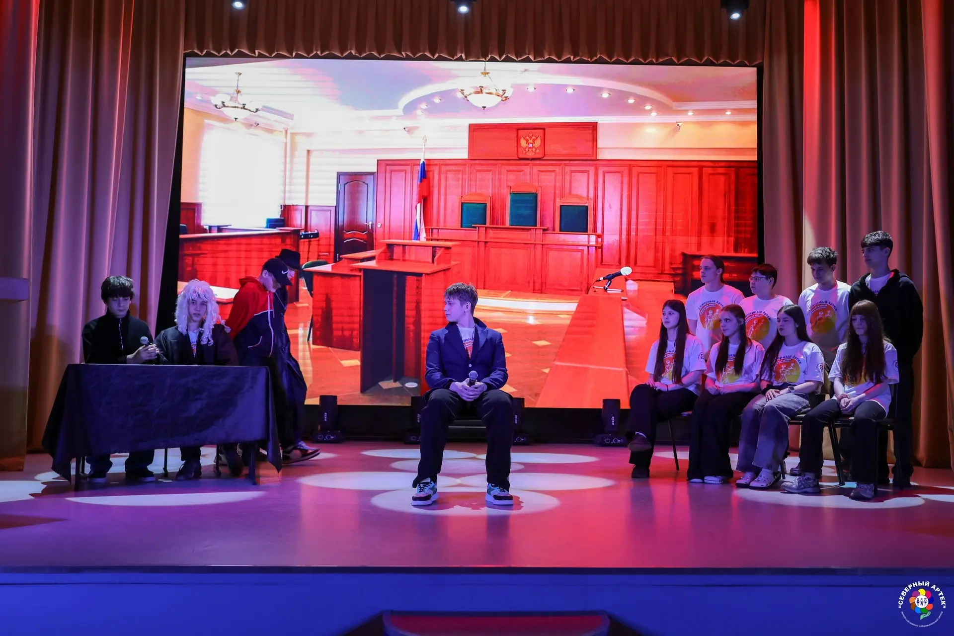 В Магадане в детском лагере «Северный Артек» полицейские стали участниками профильной смены для юных правоведов «Закон и подросток» В Магадане в детском лагере «Северный Артек» полицейские стали участниками профильной смены для юных правоведов «Закон и подросток»