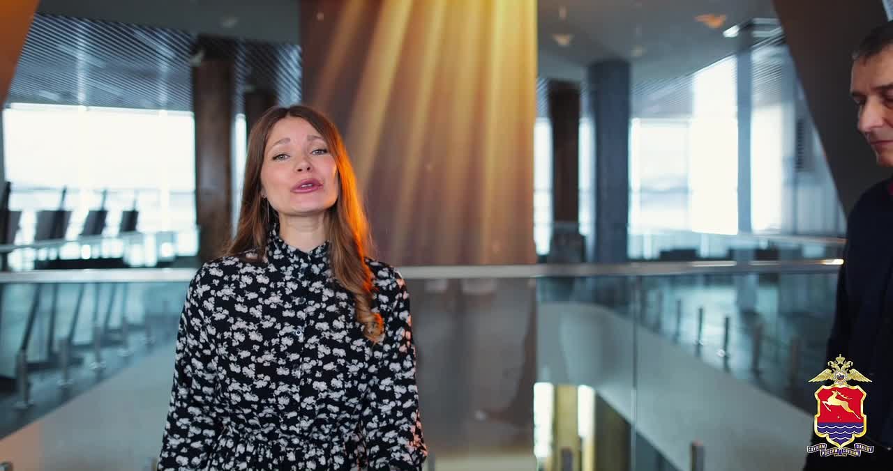 Победители в номинации «Малый вокальный ансамбль (дуэт)» - подполковник полиции Александр Харламов, начальник Центра профессиональной подготовки УМВД и старший лейтенант внутренней службы Анна Мордовина инспектор штаба УМВД