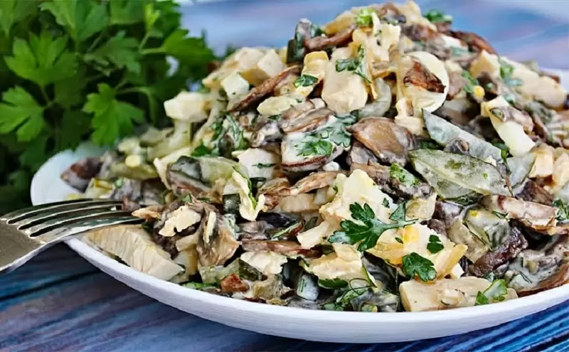 Осенний вальс: вкусный салат, который стоит попробовать