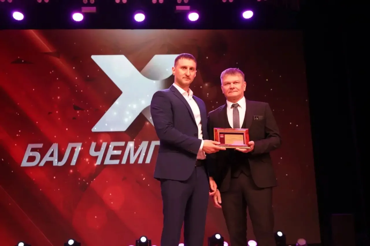 В рамках X юбилейного «Бала чемпионов» были вручены награды «Тренер года – 2026» выдающимся наставникам, воспитавшим не одно поколение спортсменов В рамках X юбилейного «Бала чемпионов» были вручены награды «Тренер года – 2026» выдающимся наставникам, воспитавшим не одно поколение спортсменов