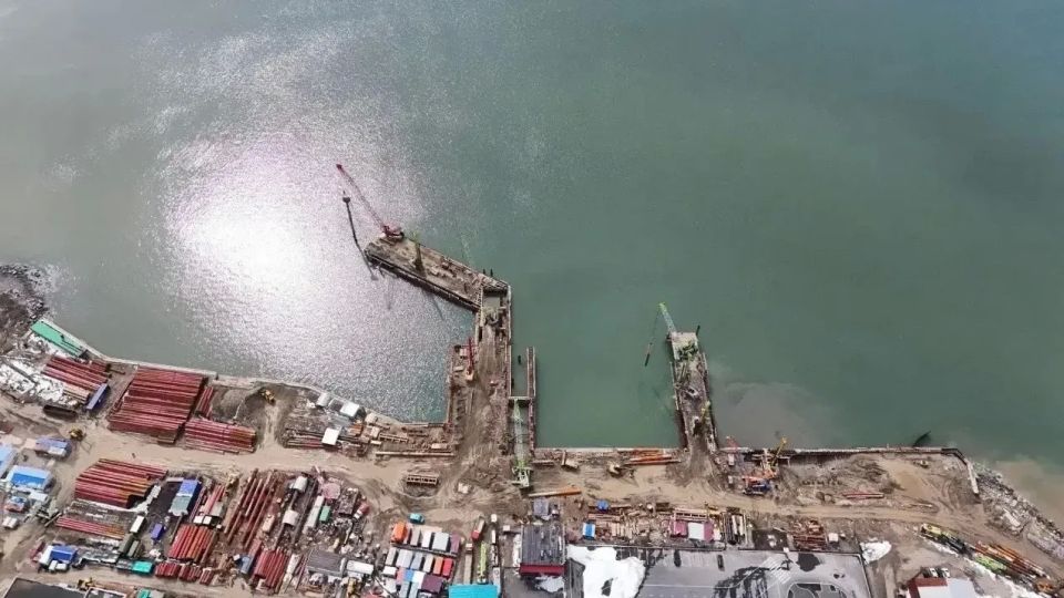 Специалисты рассказали о положении дел на стройплощадке Морского туристического центра в Магадане Специалисты рассказали о положении дел на стройплощадке Морского туристического центра в Магадане
