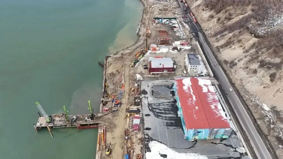 Специалисты рассказали о положении дел на стройплощадке Морского туристического центра в Магадане