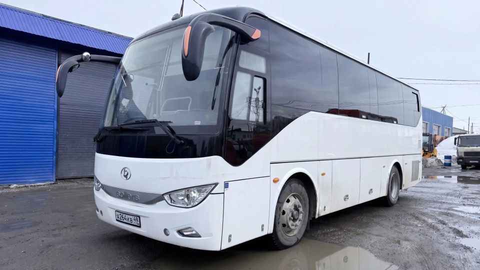 Магаданская область получила четыре новых автобуса российского производства Sollers SA6