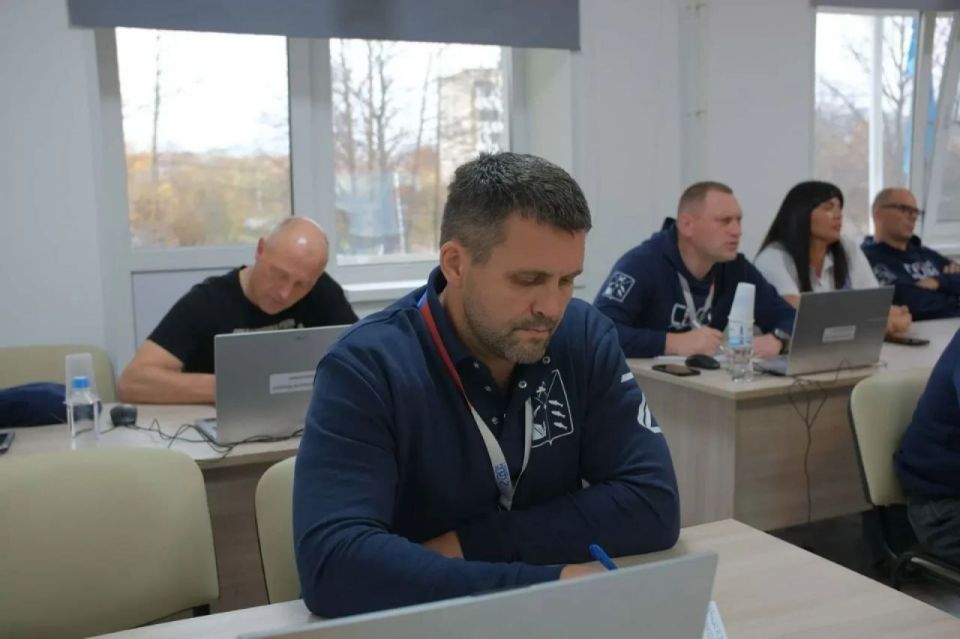 Участники «СВОи Герои 49» проходят финальный модуль обучения