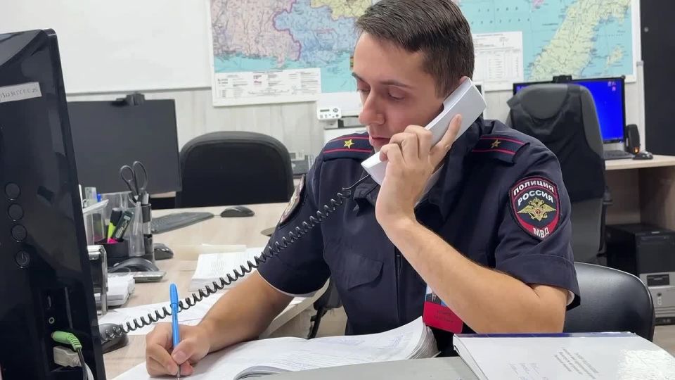 В Магадане полицейские установили местного жителя, похитившего смартфон стоимостью 60 тысяч рублей из пункта выдачи заказов