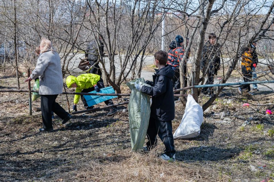 В Магадане к месячнику чистоты присоединились более двух тысяч неравнодушных горожан
