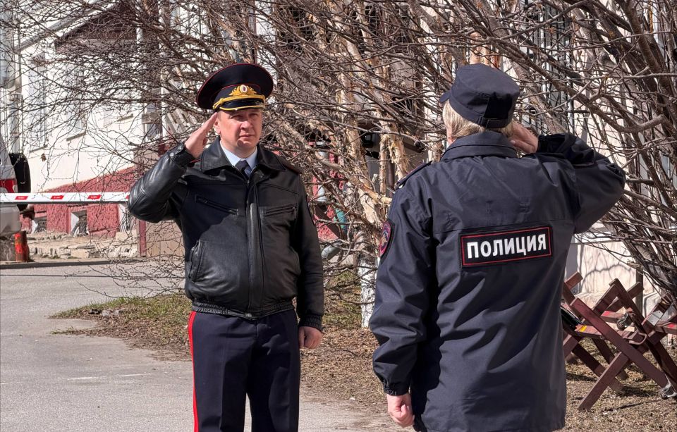 В Магадане прошел строевой смотр подразделений регионального Управления МВД России В Магадане прошел строевой смотр подразделений регионального Управления МВД России