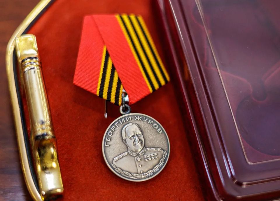 Подполковник Василий Шарбур из Магадана удостоился медали Жукова Подполковник Василий Шарбур из Магадана удостоился медали Жукова