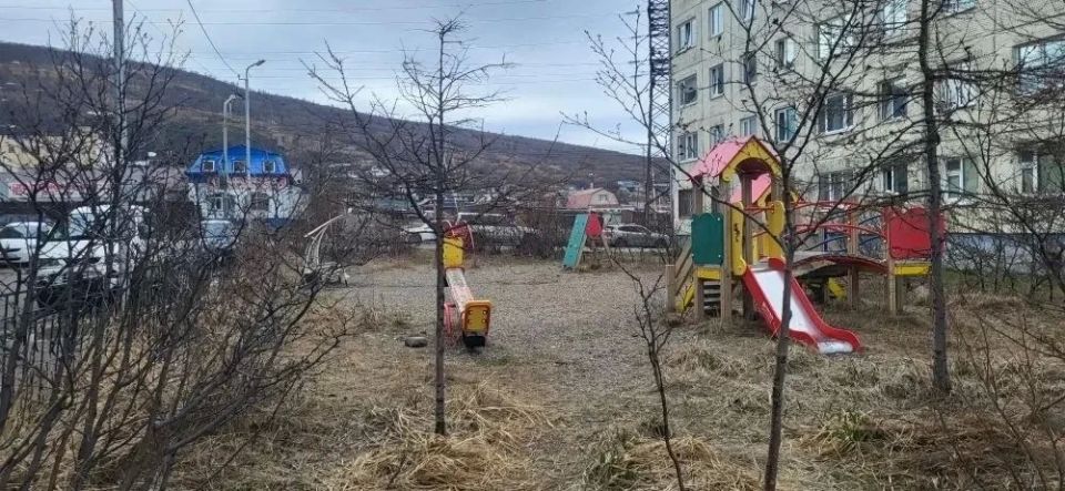 Павел Безменов провел рабочую встречу с жителями домов 17 и 19 по улице Транспортной Павел Безменов провел рабочую встречу с жителями домов 17 и 19 по улице Транспортной
