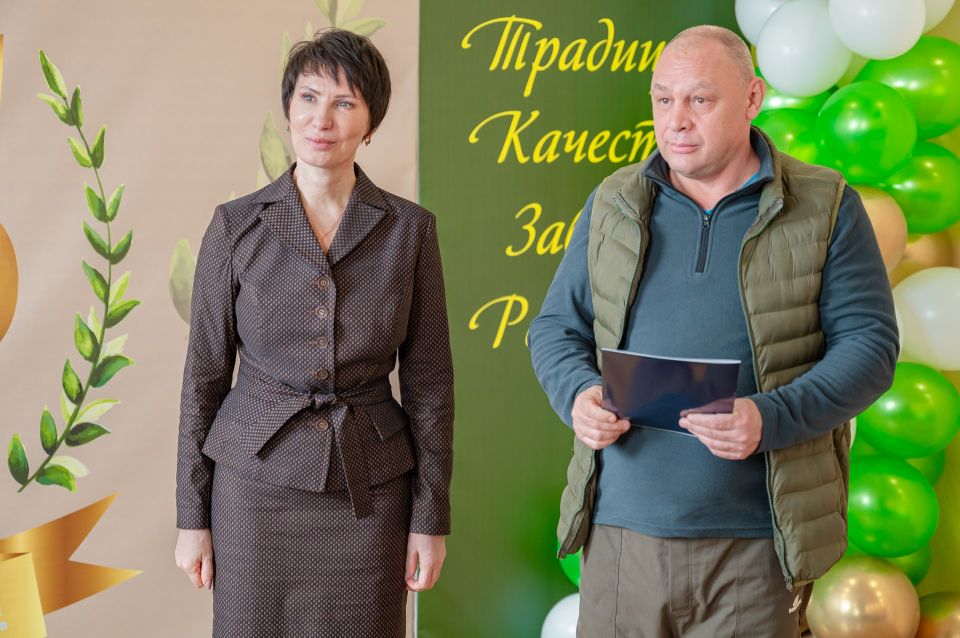 Более полувека, наполненных трудом и заботой о нашем городе: Комбинату зеленого хозяйства Магадана – 55 лет Более полувека, наполненных трудом и заботой о нашем городе: Комбинату зеленого хозяйства Магадана – 55 лет