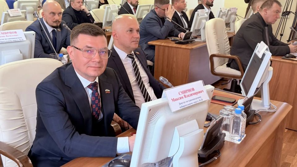 На заседании Магаданской городской Думы депутаты рассмотрели отчет главы муниципального образования «Город Магадан», мэра города Магадана Ларисы Поликановой о результатах ее деятельности и деятельности мэрии города Магадана... На заседании Магаданской городской Думы депутаты рассмотрели отчет главы муниципального образования «Город Магадан», мэра города Магадана Ларисы Поликановой о результатах ее деятельности и деятельности мэрии города Магадана...
