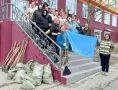 В преддверии Дня России в разных регионах России традиционно проходят субботники, направленные на благоустройство территорий, наведение порядка и подготовку к празднованию