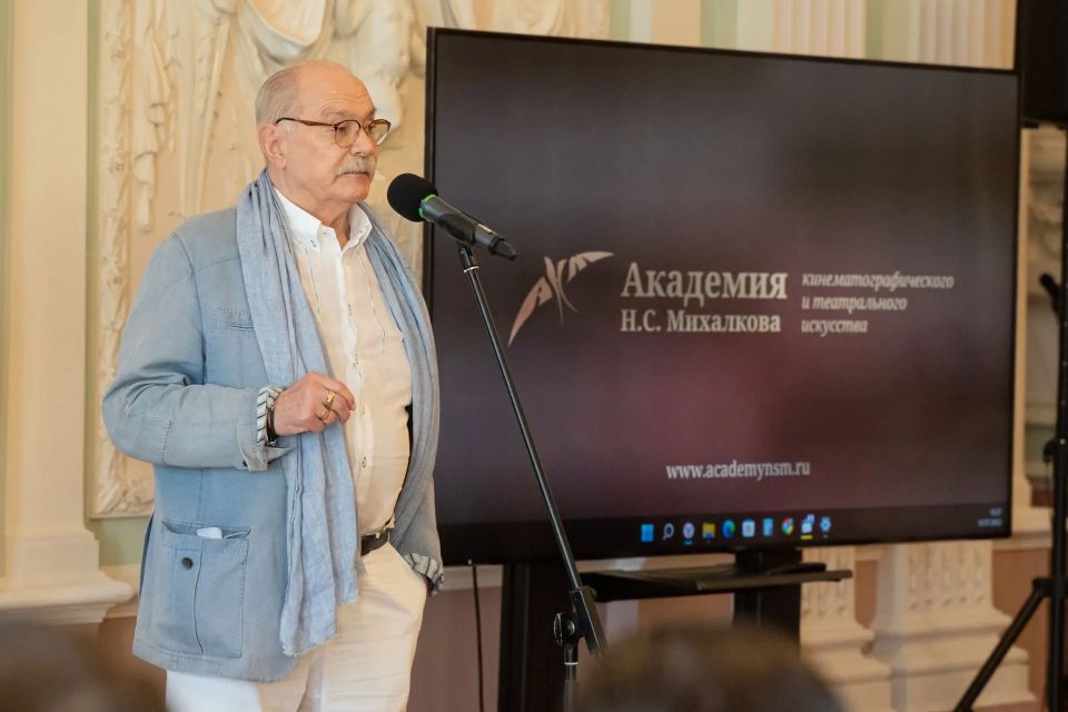 Молодых актёров, режиссёров и продюсеров Магадана приглашают учиться в Академию кинематографического и театрального искусства Никиты Михалкова
