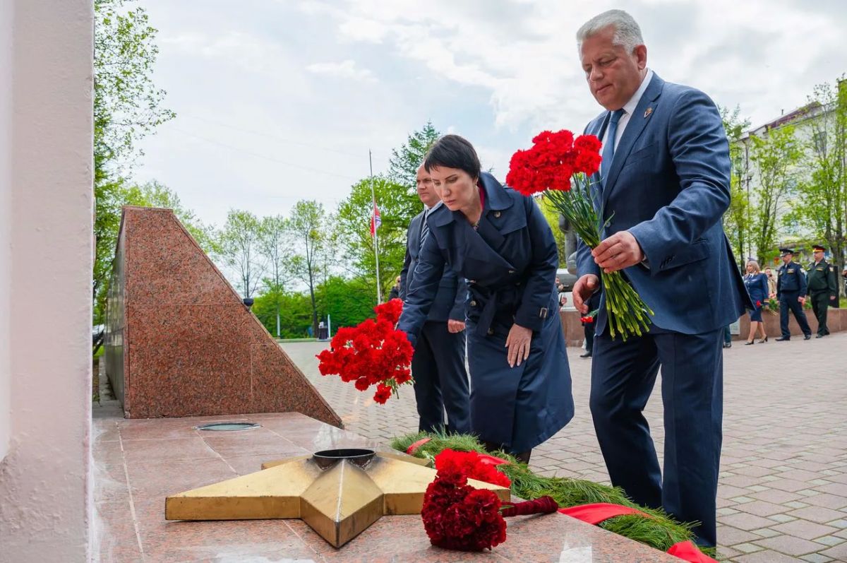 Память Героев Великой Отечественной войны почтили в Магадане Память Героев Великой Отечественной войны почтили в Магадане