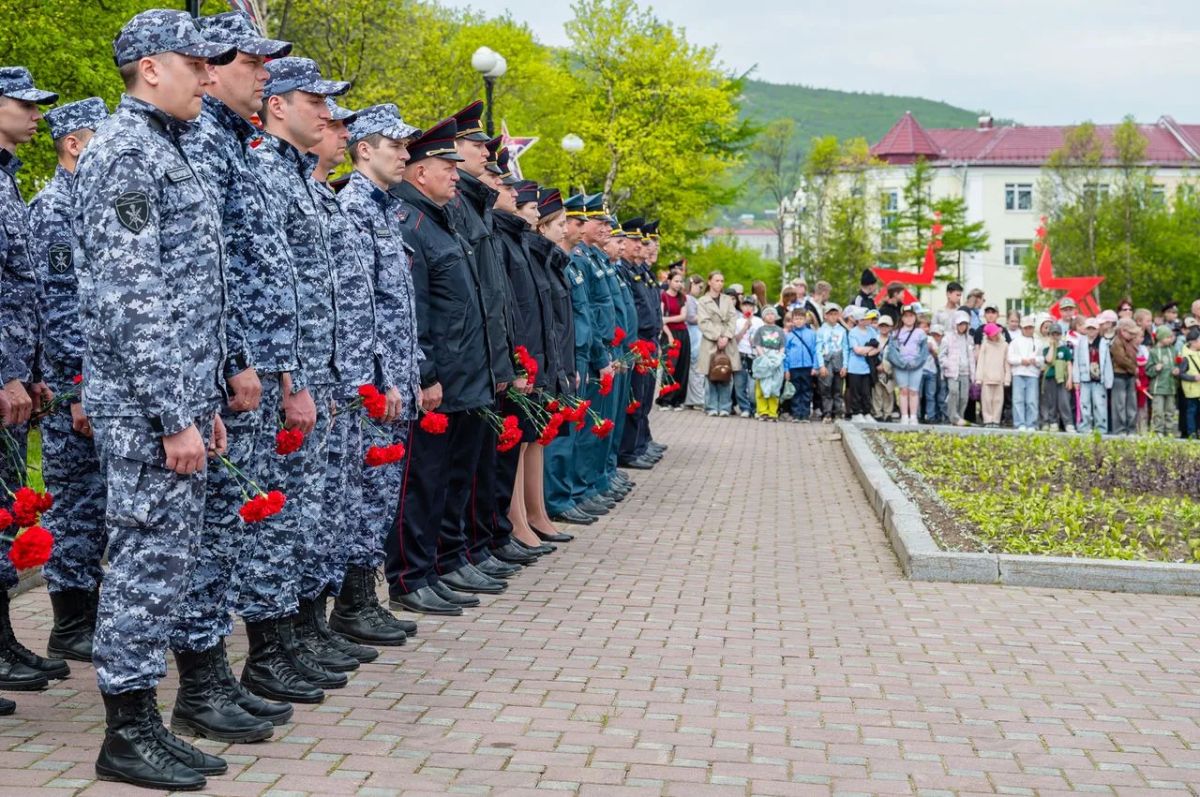 Память Героев Великой Отечественной войны почтили в Магадане Память Героев Великой Отечественной войны почтили в Магадане